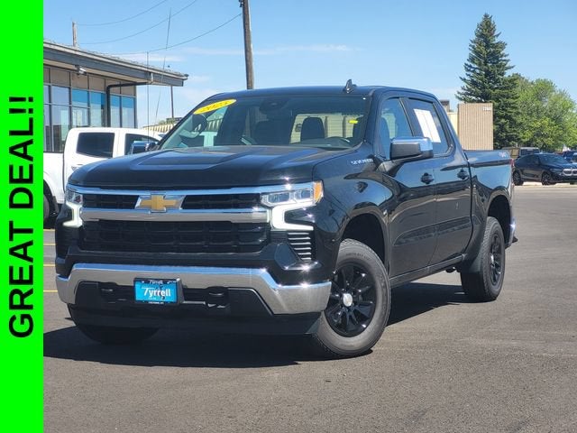2025 Chevrolet Silverado 1500 LT in Black — front three-quarter view