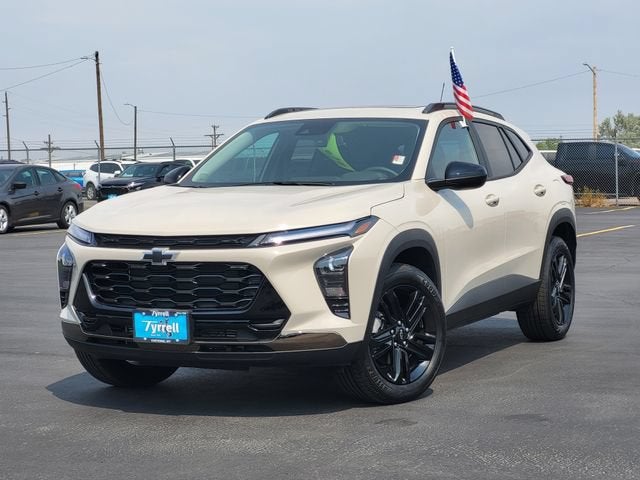2026 Chevrolet Trax ACTIV in White Sands — front three-quarter view